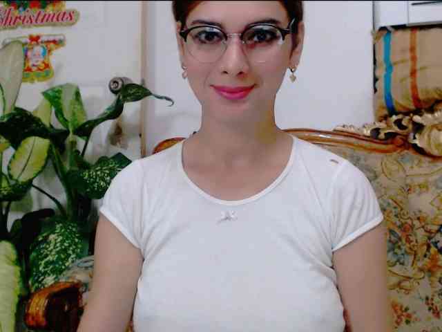 HotBeautyQuen Sex Cam Show