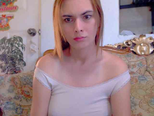 HotBeautyQuen Live Webcam on BongaCams