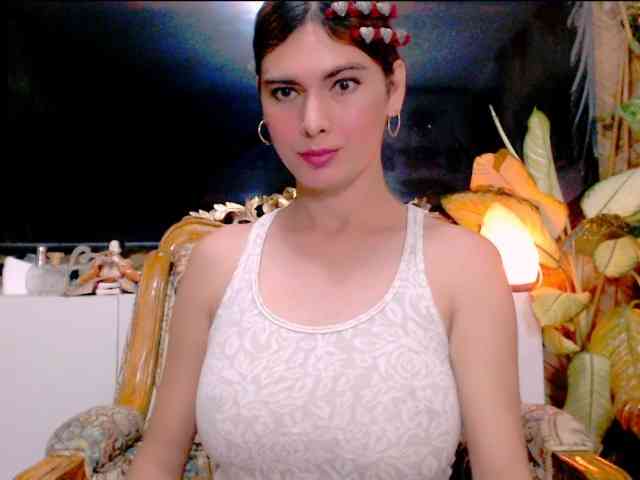 HotBeautyQuen