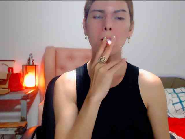 HotBeautyQuen Sex Cam Show