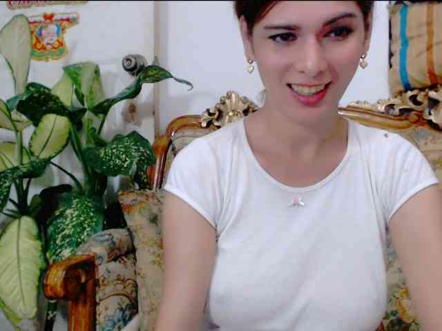 HotBeautyQuen Sex Cam Show