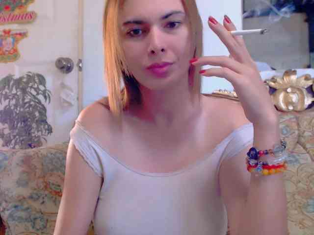 HotBeautyQuen Live Webcam on BongaCams