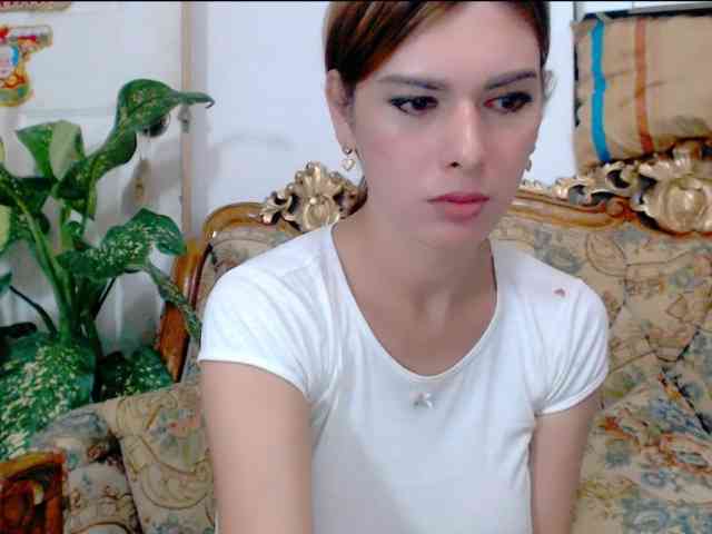HotBeautyQuen Sex Cam Show