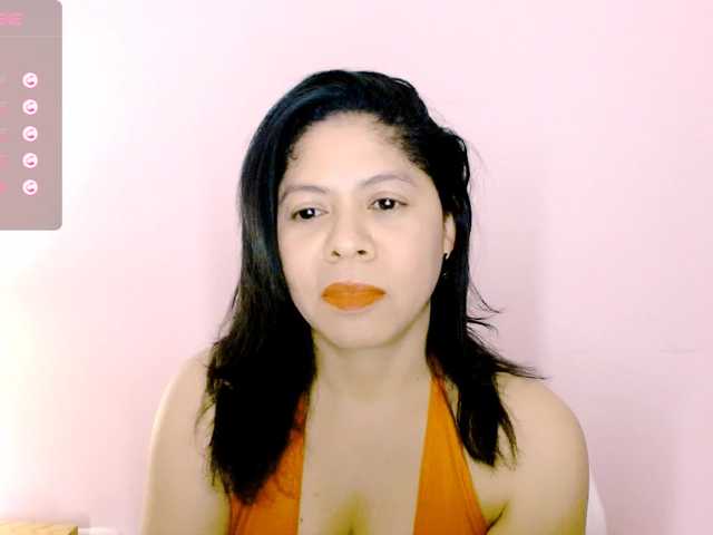 Rosita1900 live cam on BongaCams