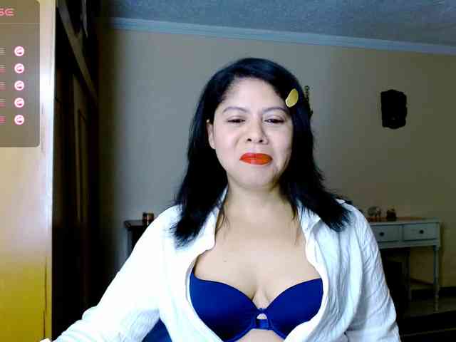 Rosita1900 webcam