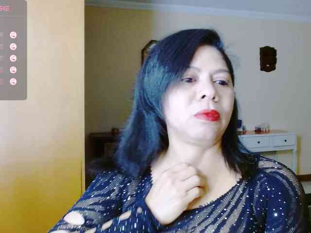 Rosita1900 webcam