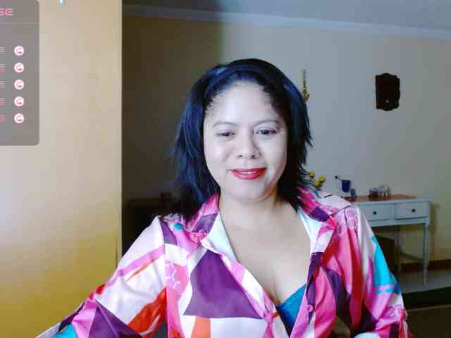 Rosita1900 webcam