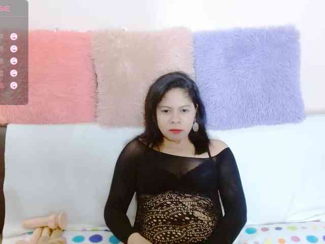 Rosita1900 webcam