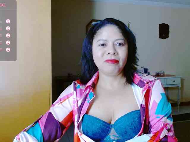 Rosita1900 webcam