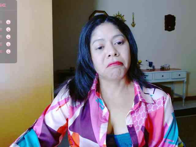 Rosita1900 webcam