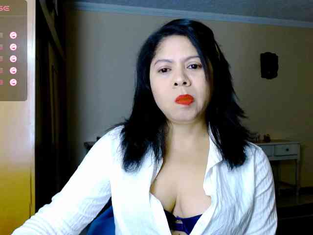Rosita1900 webcam