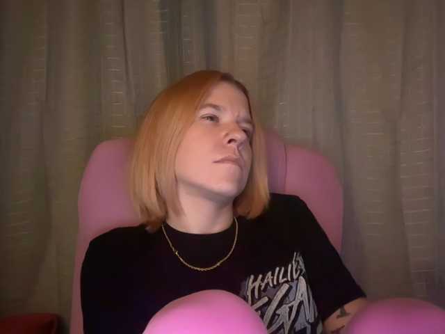 AmericnBarbie live cam preview