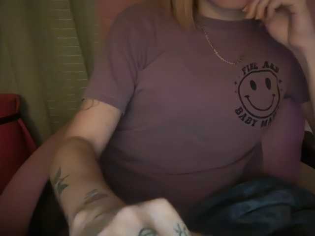 AmericnBarbie live cam preview