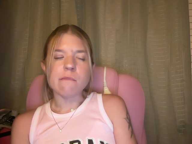 mermaidlexi live cam on BongaCams
