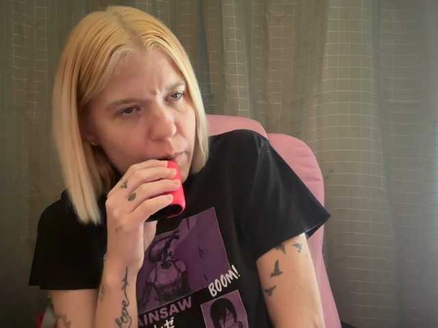 mermaidlexi live cam on BongaCams