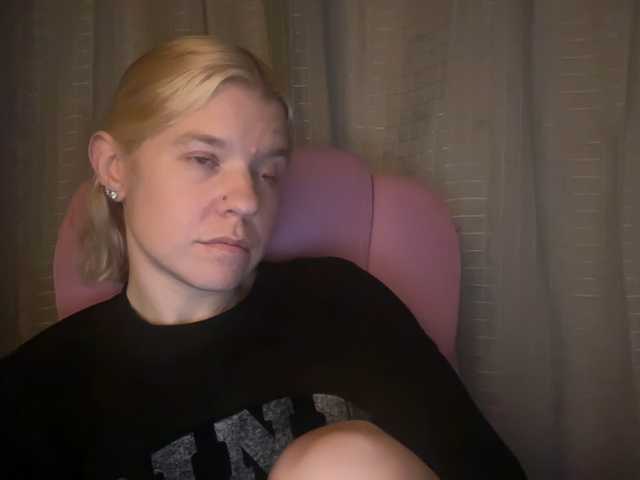 AmericnBarbie live cam preview