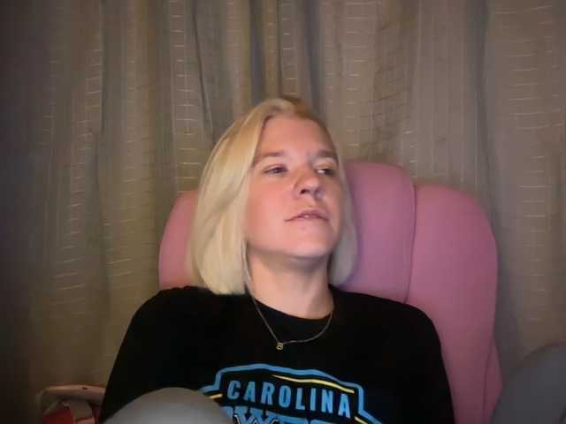mermaidlexi live cam on BongaCams