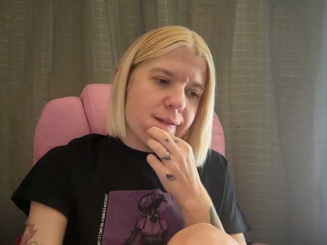 mermaidlexi live cam on BongaCams