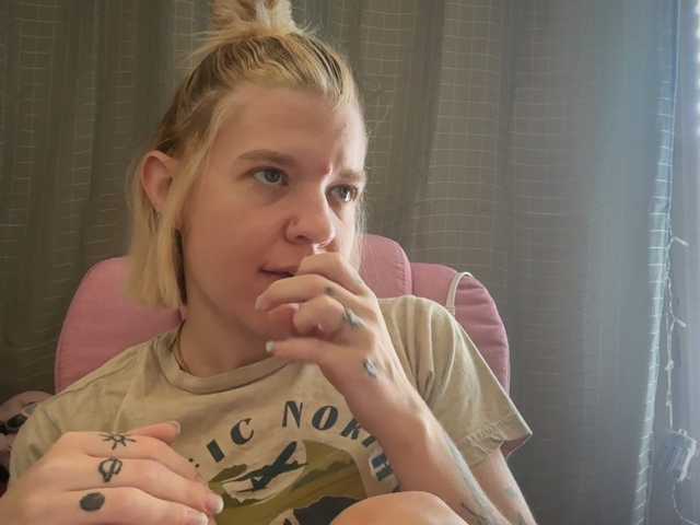 mermaidlexi live cam on BongaCams