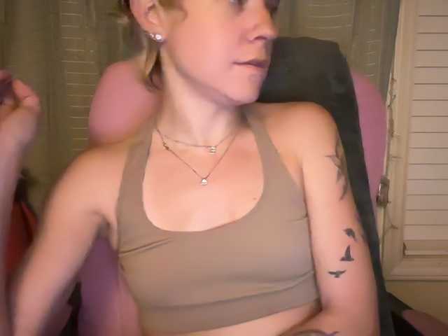 mermaidlexi live cam on BongaCams