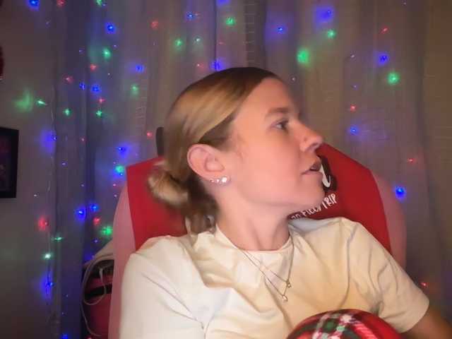 AmericnBarbie webcam