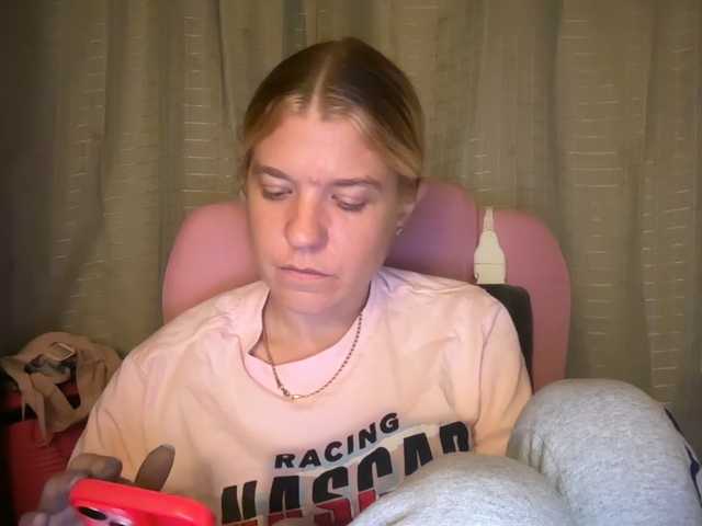 mermaidlexi live cam on BongaCams