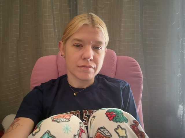 AmericnBarbie live cam preview