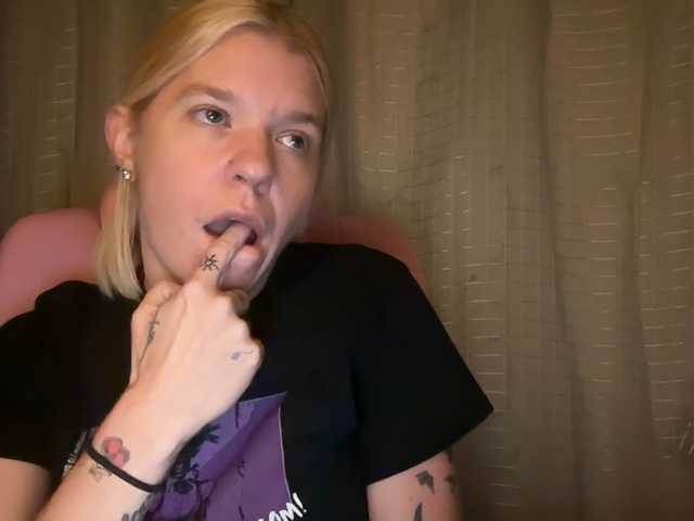 mermaidlexi live cam on BongaCams