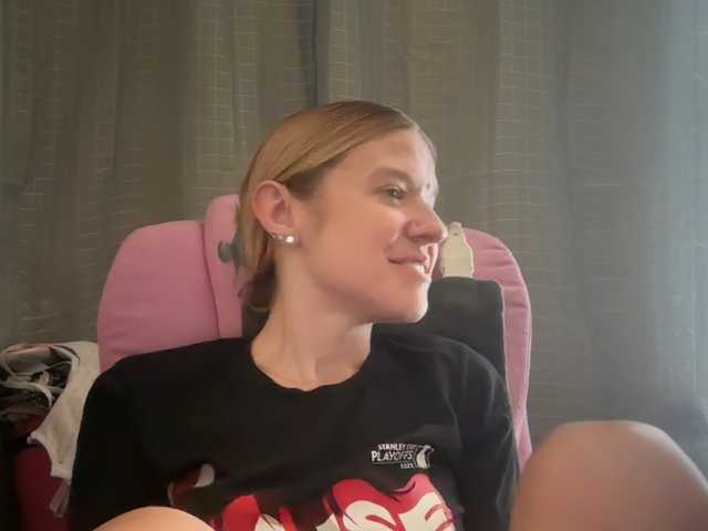 mermaidlexi live cam on BongaCams