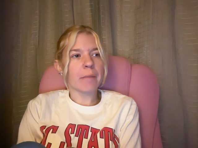 mermaidlexi live cam on BongaCams