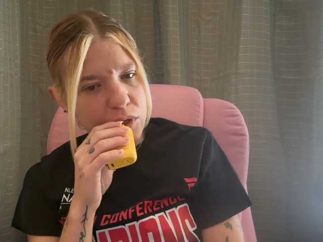 mermaidlexi live cam on BongaCams