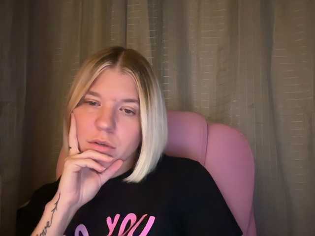 mermaidlexi live cam on BongaCams