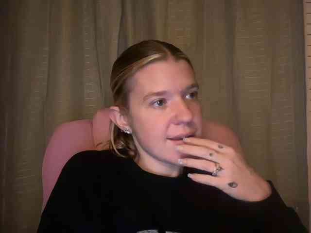 AmericnBarbie webcam