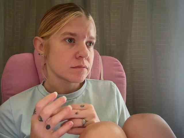 AmericnBarbie webcam