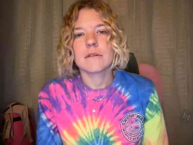 AmericnBarbie webcam