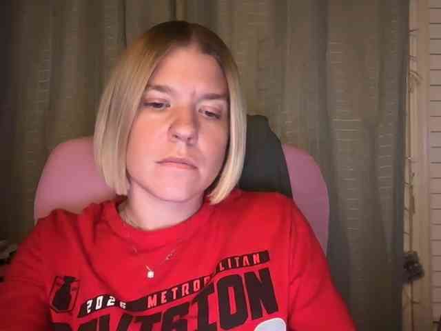 AmericnBarbie webcam