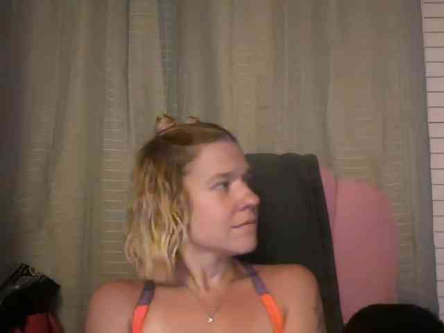 AmericnBarbie webcam