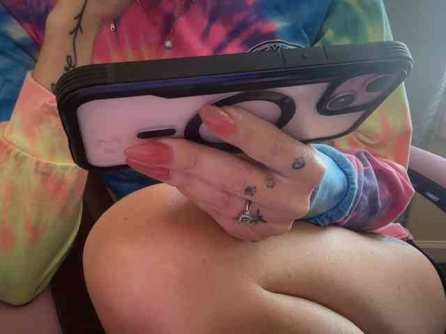 AmericnBarbie webcam