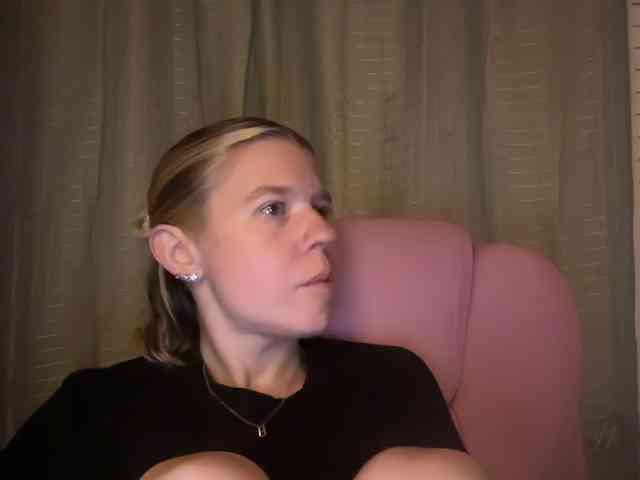 AmericnBarbie webcam