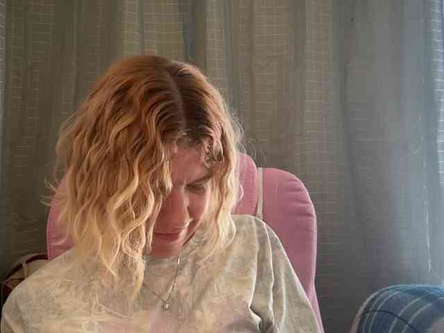 AmericnBarbie webcam