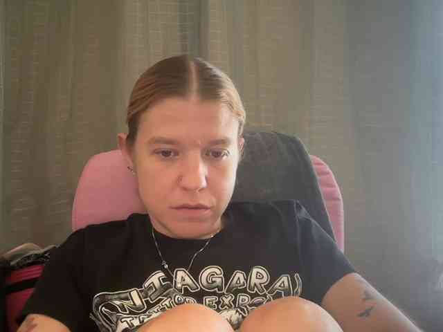 AmericnBarbie webcam