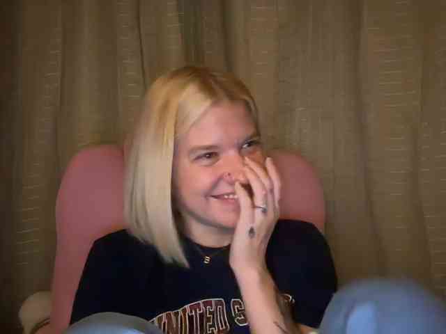 AmericnBarbie webcam