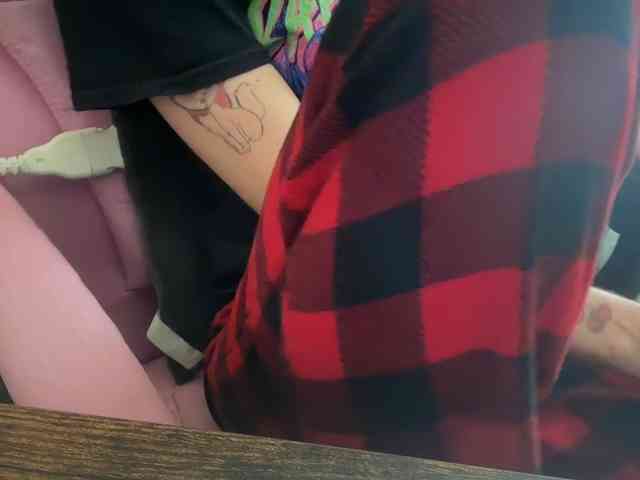 AmericnBarbie webcam