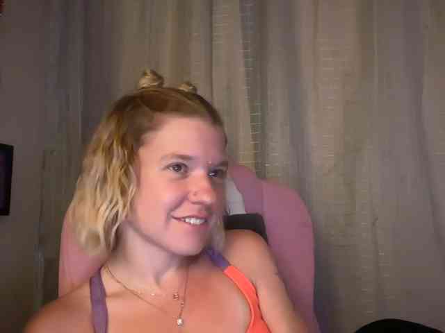 mermaidlexi Live Webcam on BongaCams