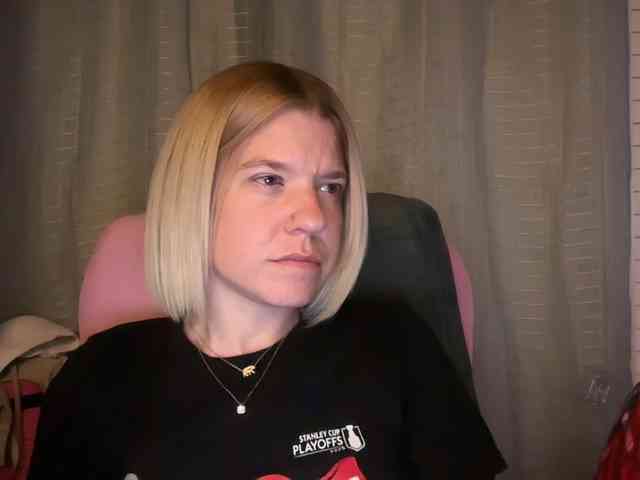 AmericnBarbie webcam