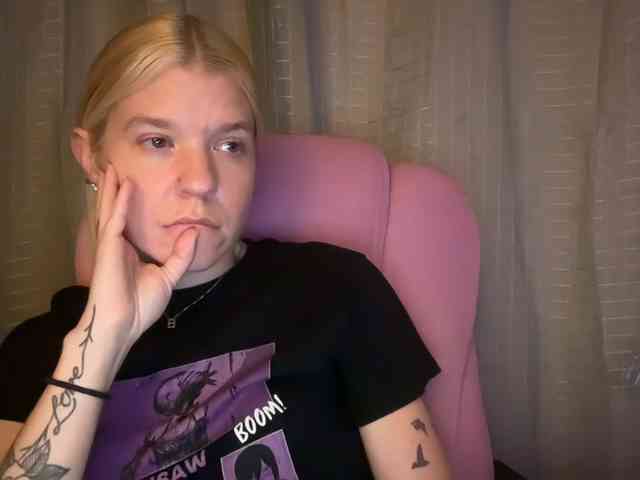 AmericnBarbie webcam