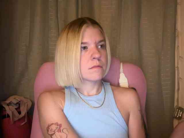 AmericnBarbie webcam