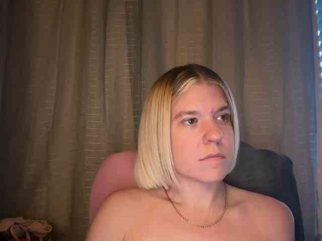 AmericnBarbie webcam
