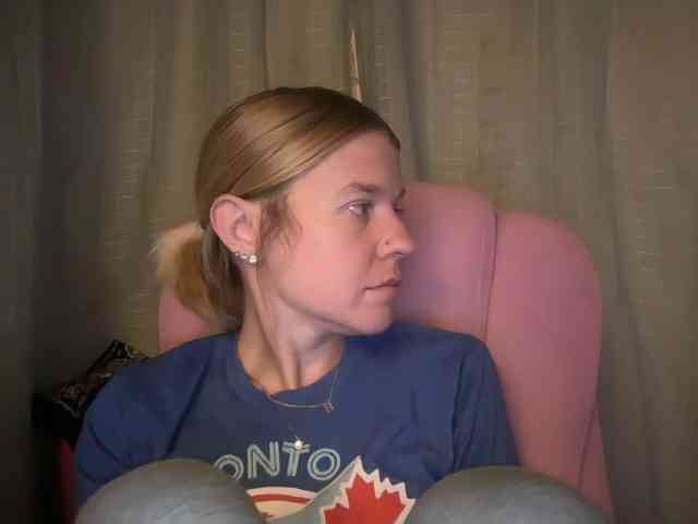 AmericnBarbie webcam