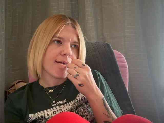 AmericnBarbie webcam